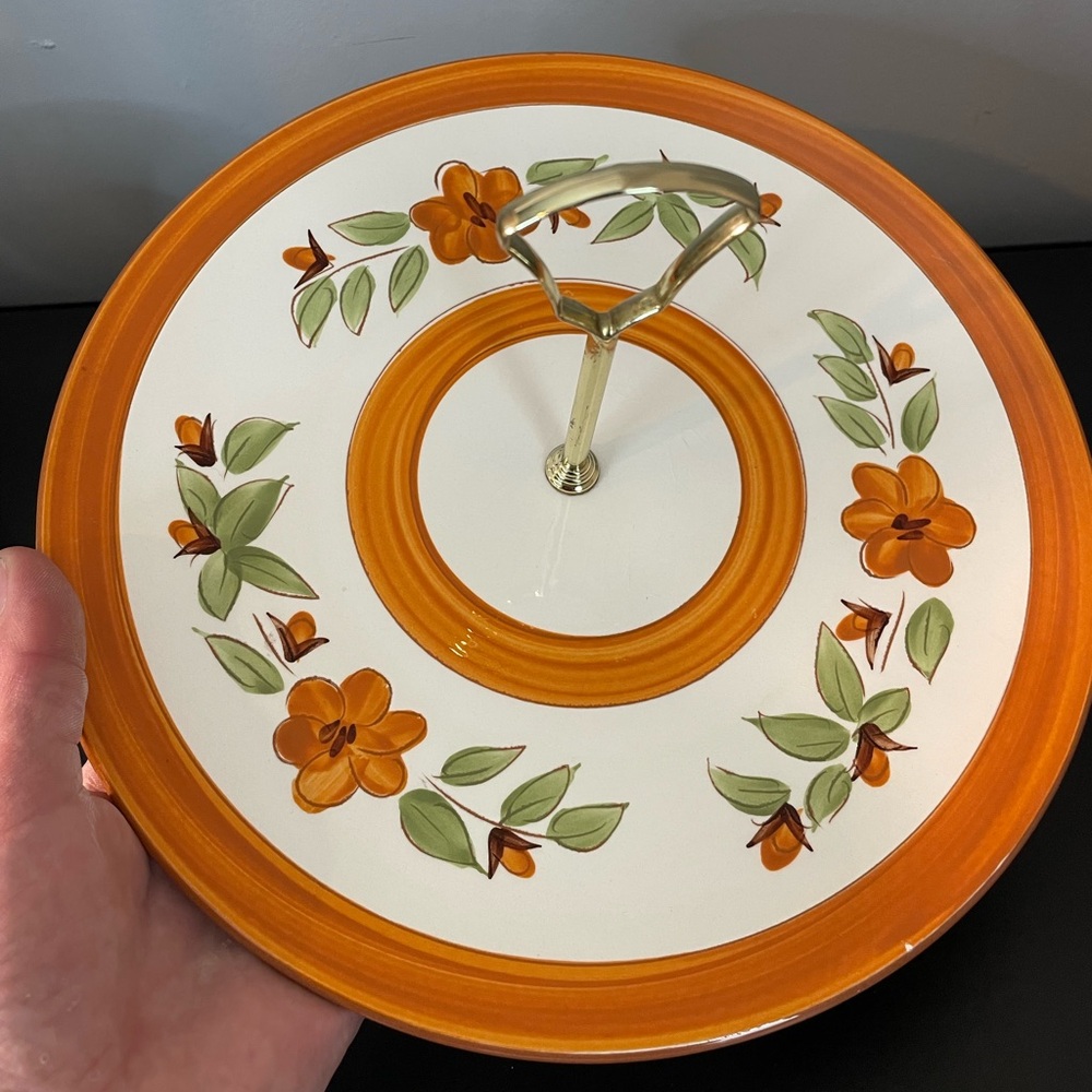 VINTAGE Stangl Bittersweet Ceramic Plate